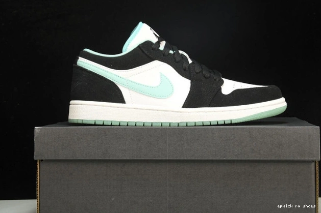 Rep Jordan Island CQ9828-131 Low Air 1 Green 0731